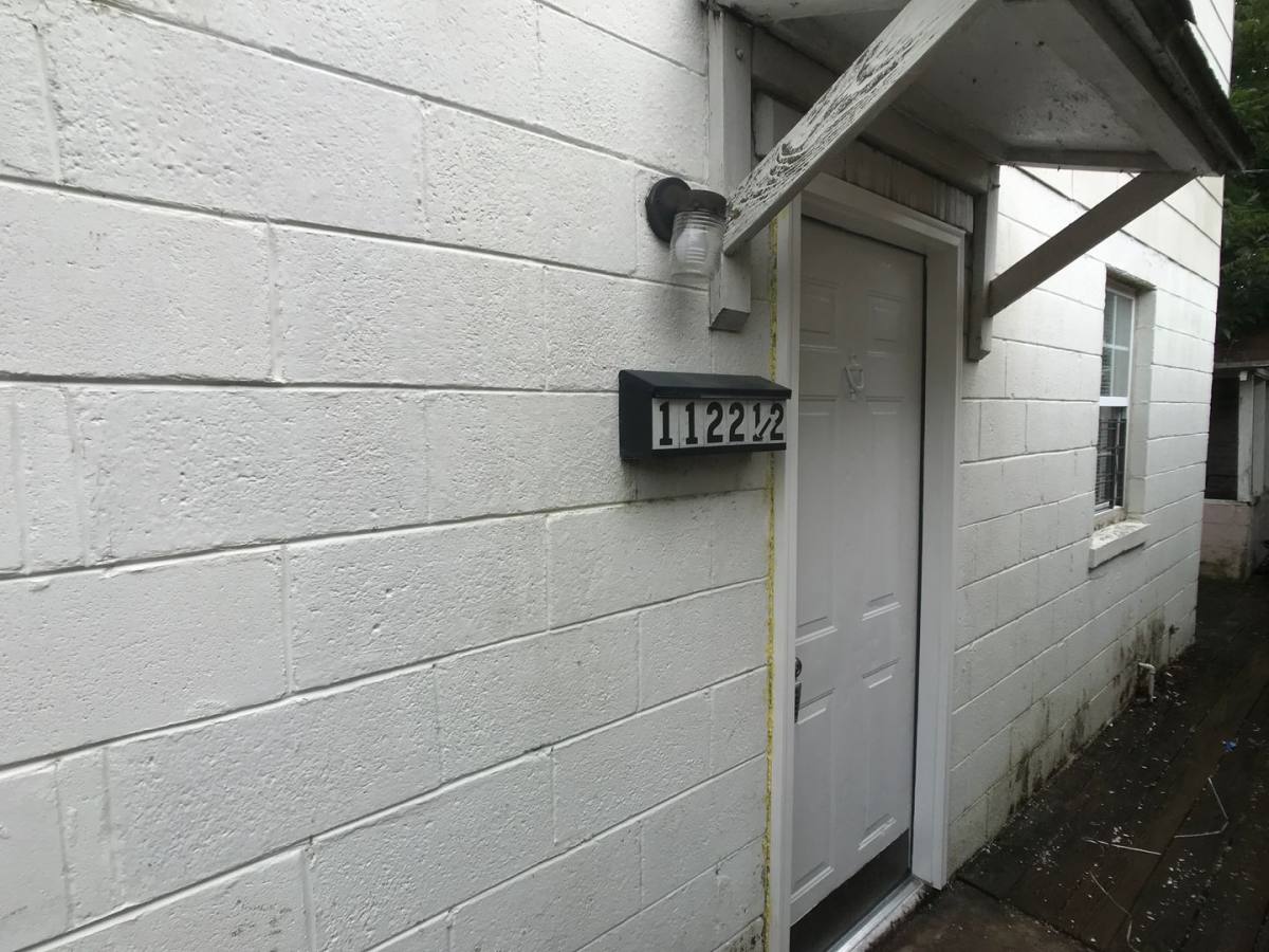 Apartment for rent at 1122 1 2 E, Savannah, GA 31401