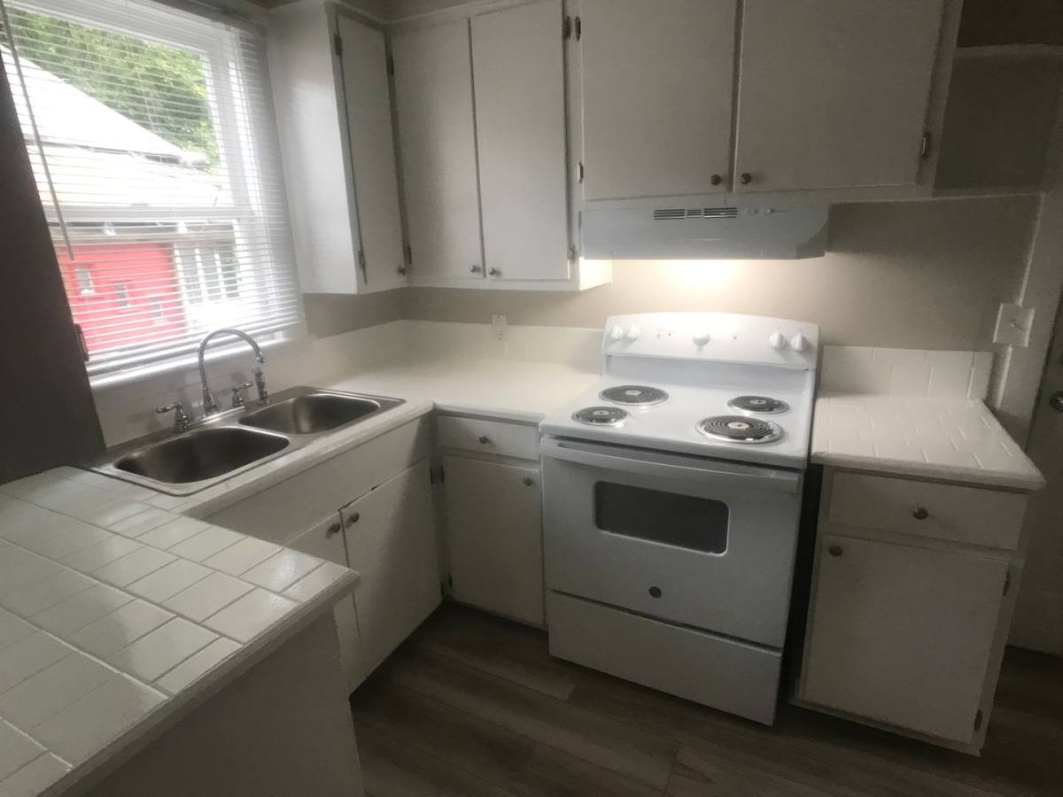 House for rent at 1122 E 37th St, Savannah, GA 31404