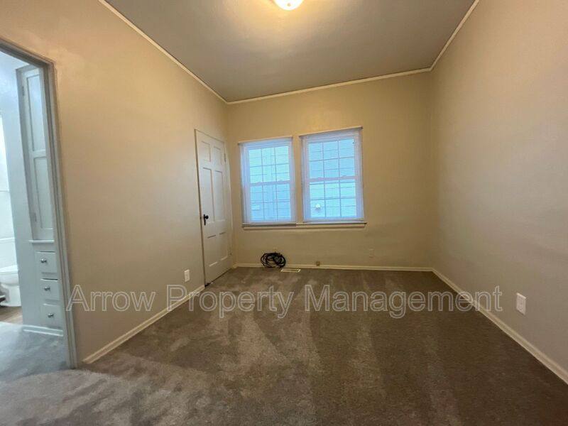 Apartment for rent at 1522 D St #1528, Lincoln, NE 68502