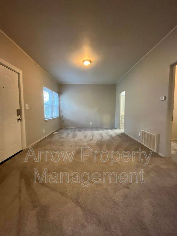 Apartment for rent at 1522 D St #1528, Lincoln, NE 68502
