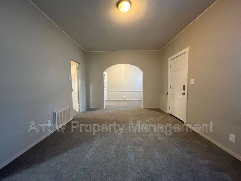 Apartment for rent at 1522 D St #1528, Lincoln, NE 68502
