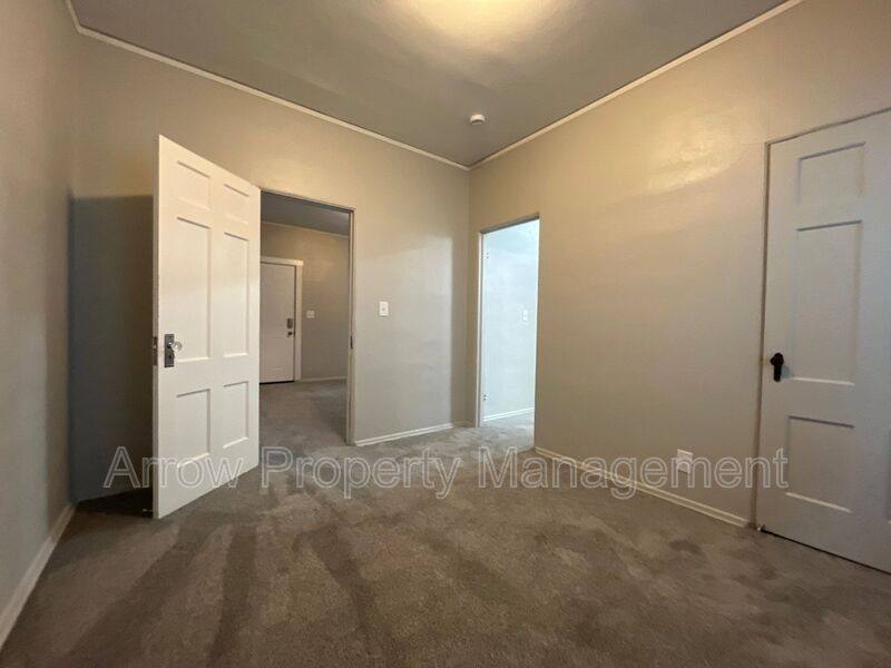 Apartment for rent at 1522 D St #1528, Lincoln, NE 68502