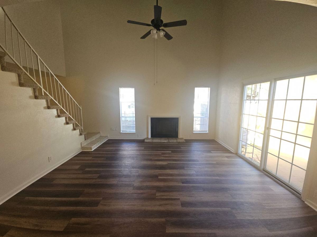 Townhouse for rent at 2109 Fleur De Lis Court, Arlington, TX 76012