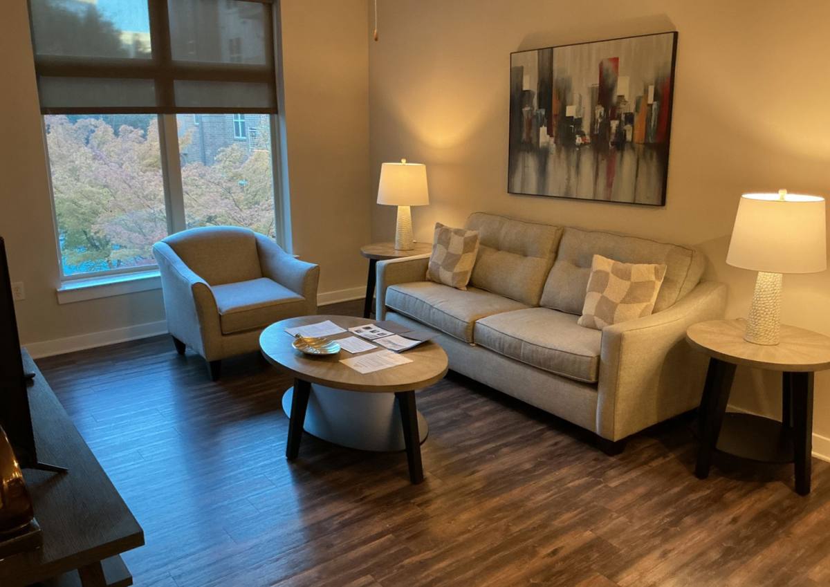 Apartment for rent at 730 Hawthorne Lane, Charlotte, NC 28204