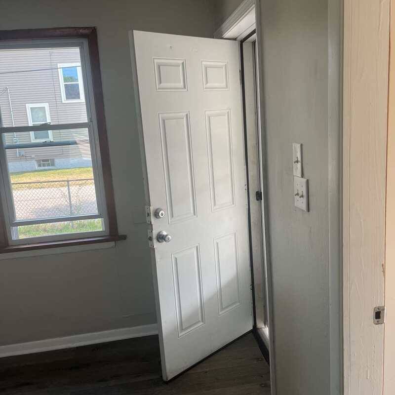 House for rent at 3233 W 50th St, Cleveland, OH 44102