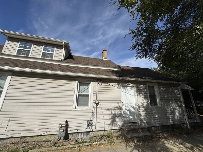 House for rent at 3233 W 50th St, Cleveland, OH 44102