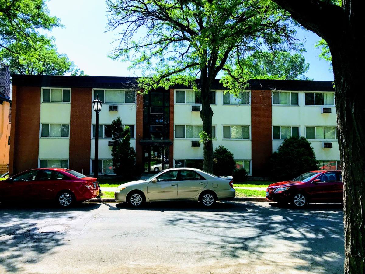 Apartment for rent at 2832 Humboldt Ave S, Minneapolis, MN 55408