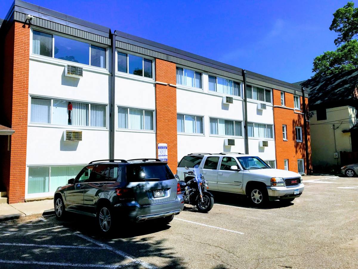Apartment for rent at 2832 Humboldt Ave S, Minneapolis, MN 55408