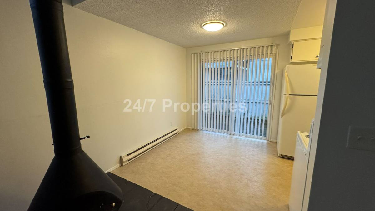 Apartment for rent at 7511 SW 69th Ave, Portland, OR 97223