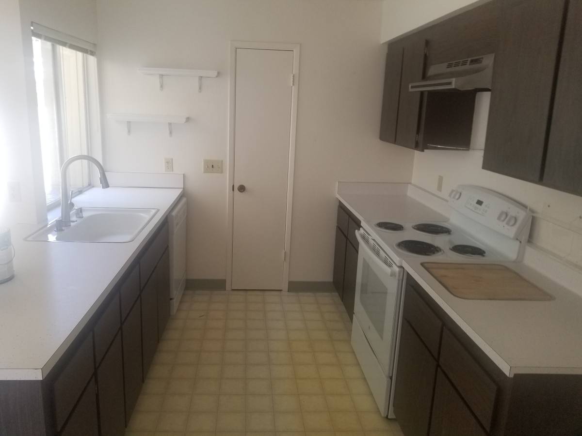 Townhouse for rent at 116 Oliva Court #B, Novato, CA 94947