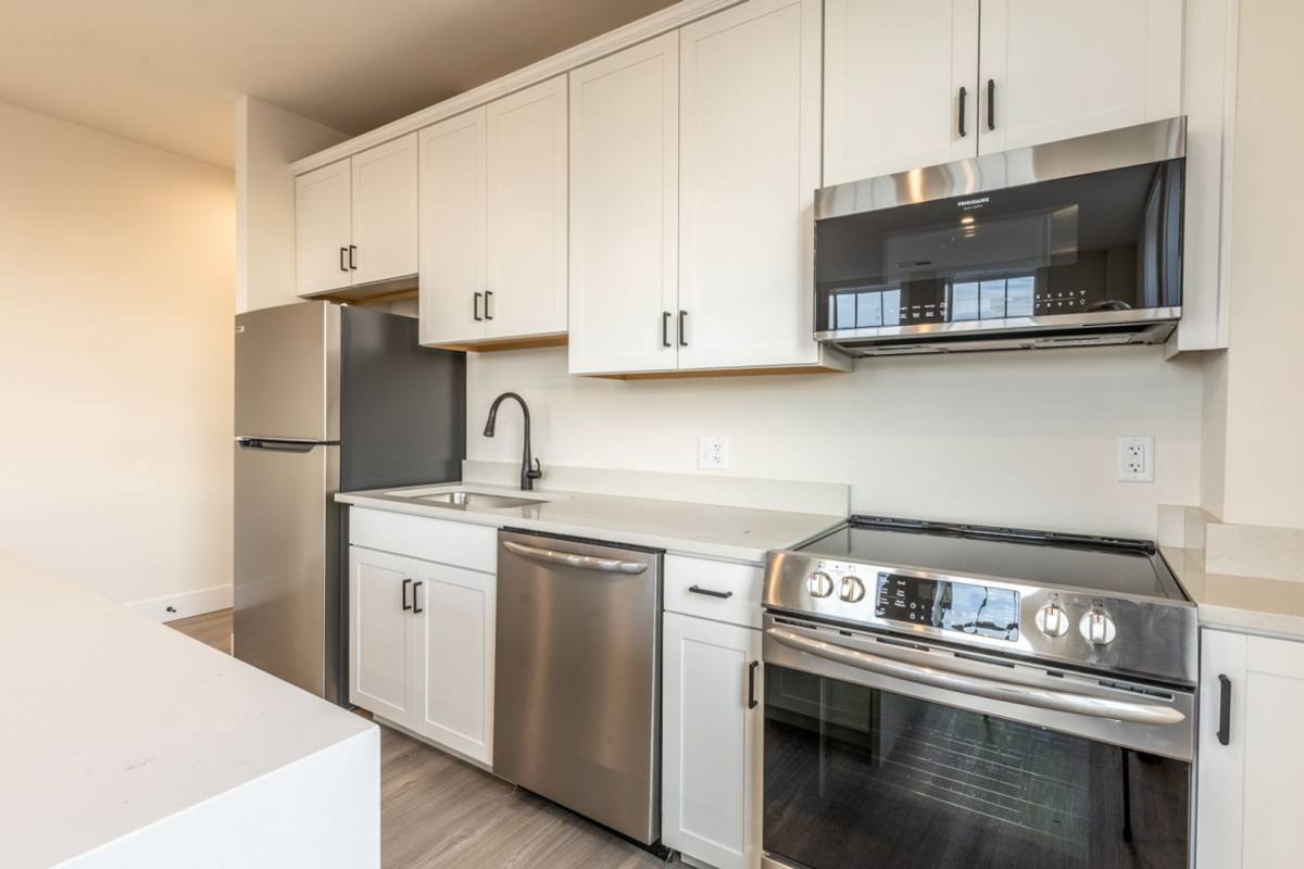 Apartment for rent at 1135 Rose Hill Dr, Charlottesville, VA 22903