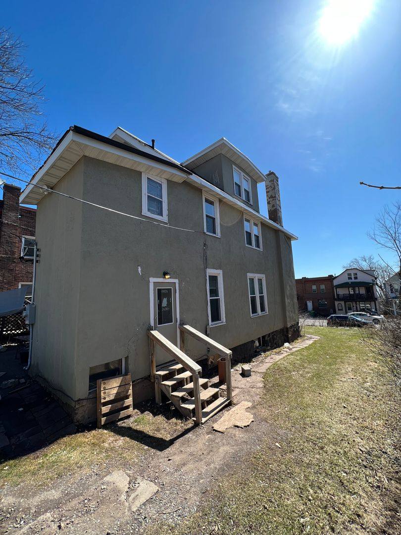 Apartment for rent at 1127 E 3rd St, Duluth, MN 55805