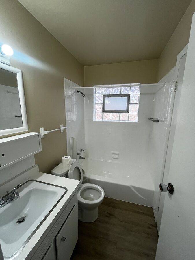 Apartment for rent at 4321 S Harlem Ave #2, Berwyn, IL 60402