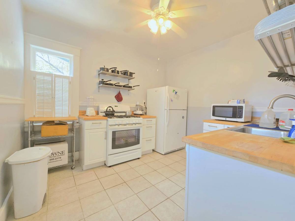 House for rent at 1201 Woodward Ave, South Bend, IN 46616