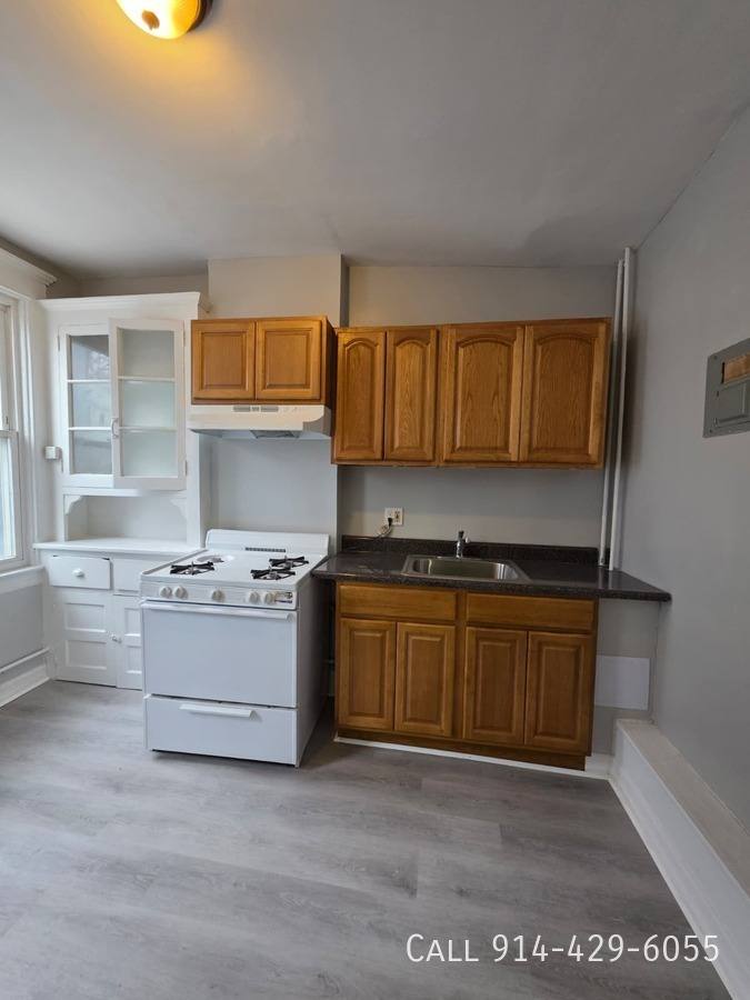 Apartment for rent at 18 Seymour St #2R, Yonkers, NY 10701