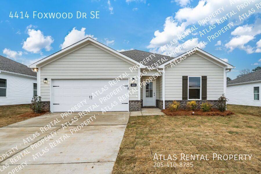 House for rent at 4414 Foxwood Dr SE, Decatur, AL 35603