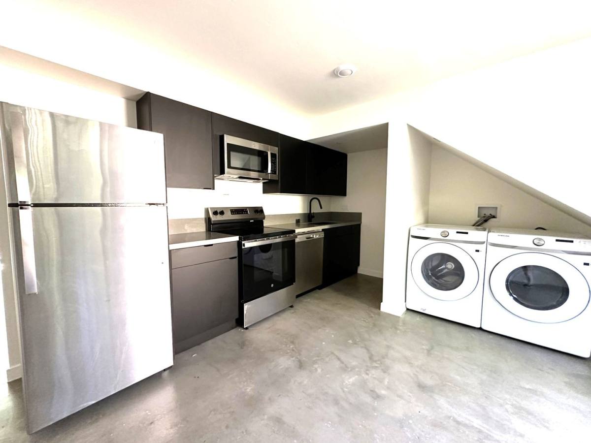 Apartment for rent at 2664 L St, San Diego, CA 92102