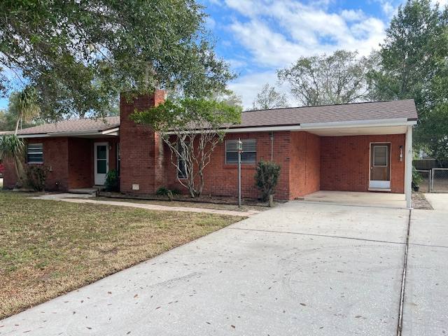 House for rent at 1821 Oak St, Deland, FL 32724