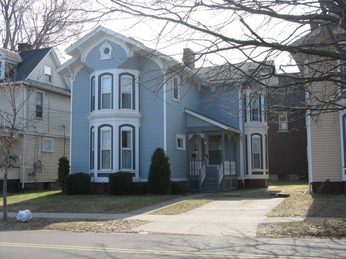 Apartment for rent at 457 W 5th St, Erie, PA 16507