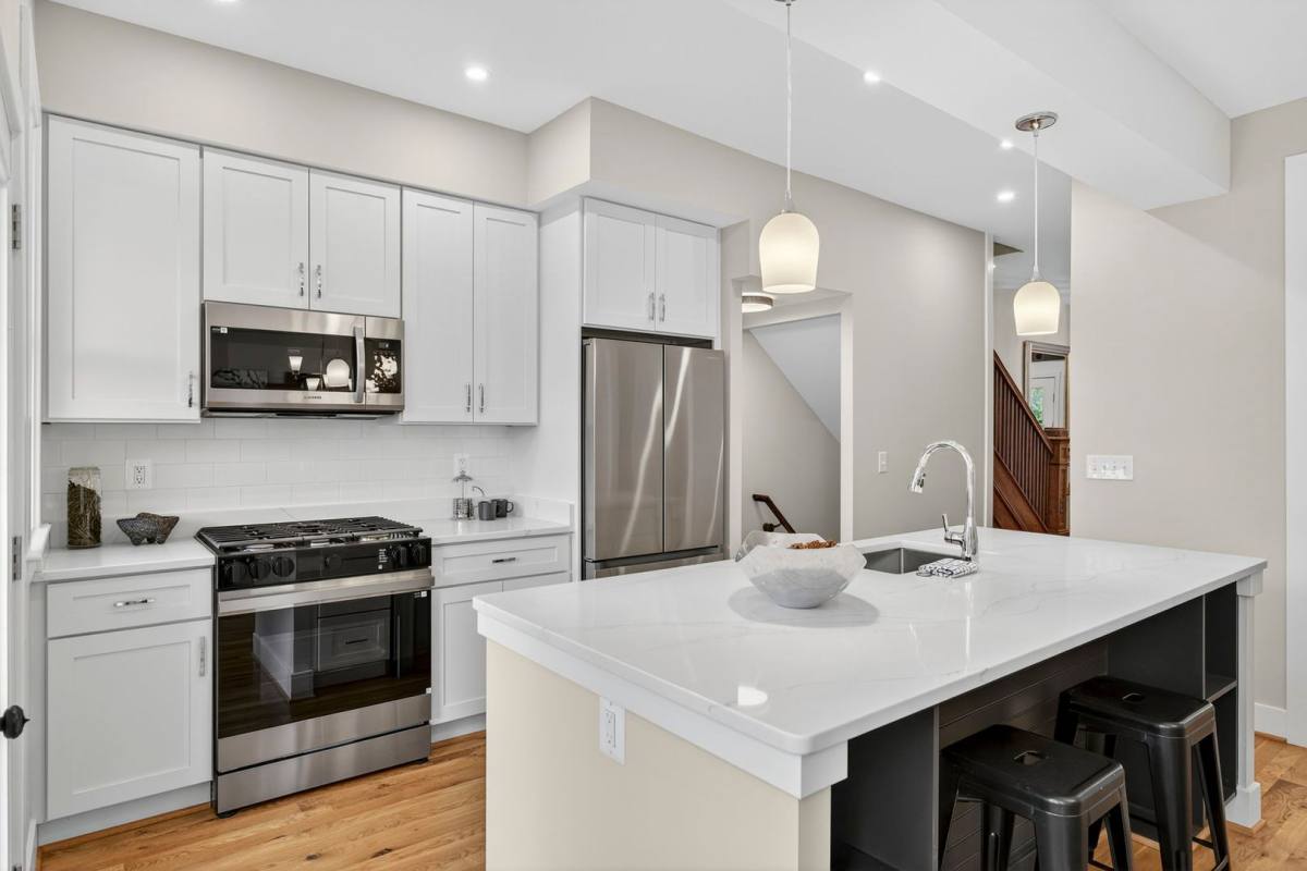 Townhouse for rent at 1417 Potomac Ave SE, Washington, DC 20003