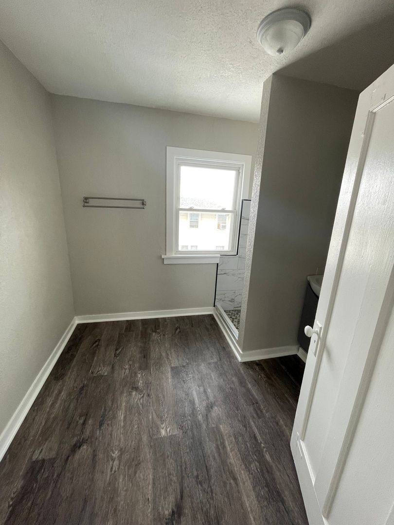 Apartment for rent at 1123 W 23rd St, Cedar Falls, IA 50613
