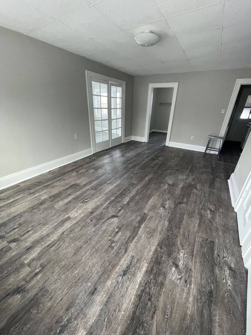 Apartment for rent at 1123 W 23rd St, Cedar Falls, IA 50613