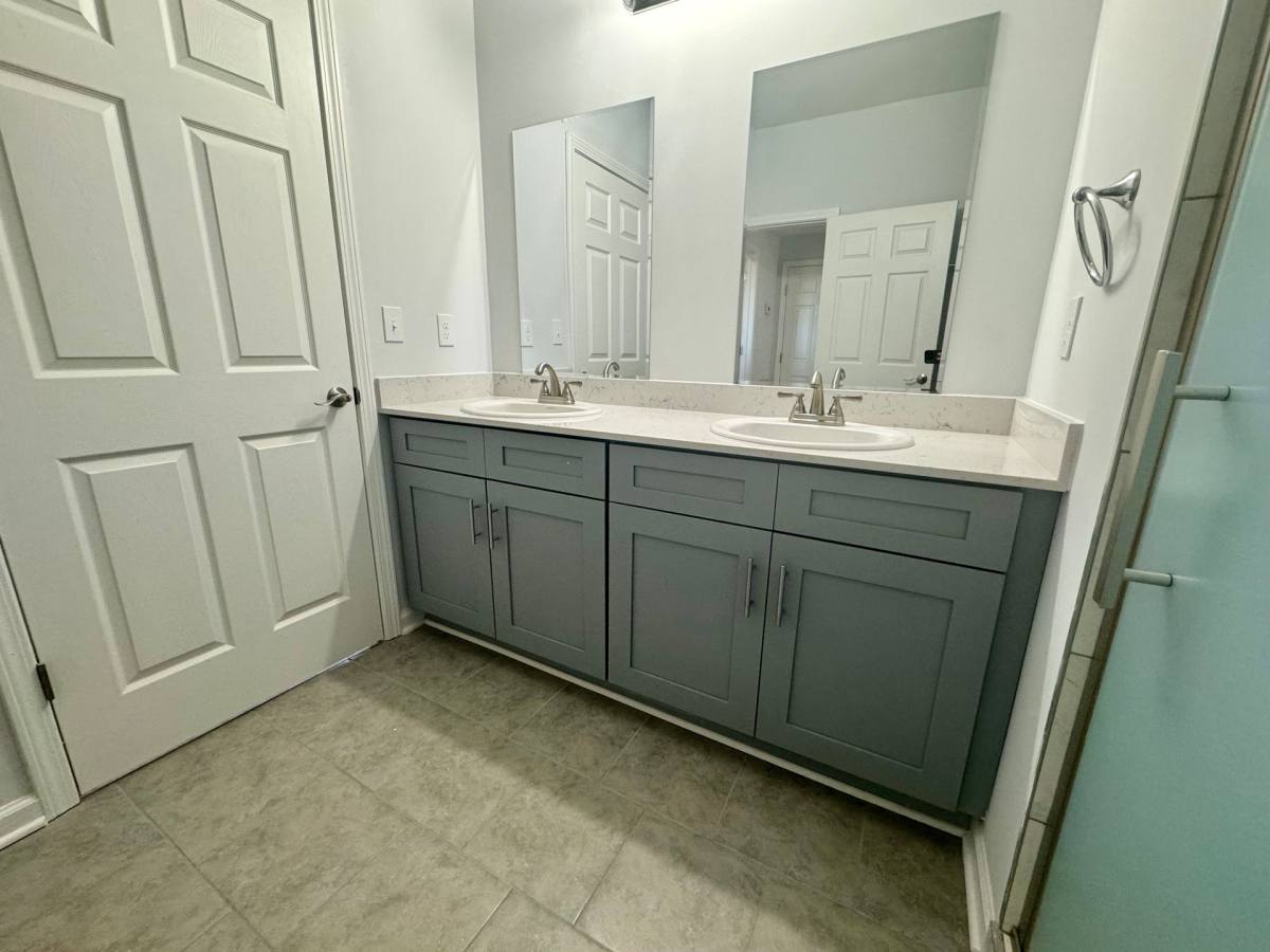 Townhouse for rent at 955 Trojan Parkway, Troy, AL 36079