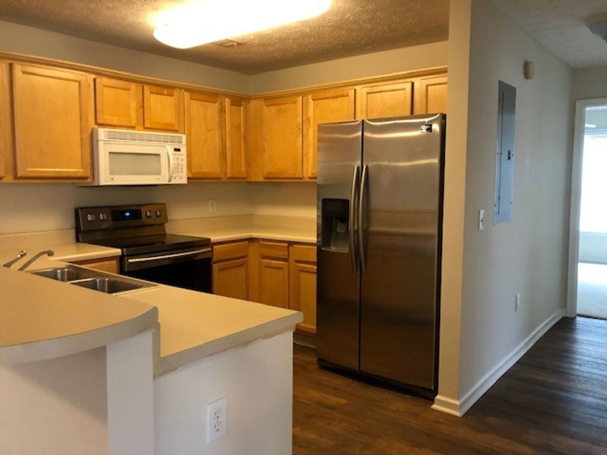 Condo for rent at 1385 S Donahue Dr, Auburn, AL 36830