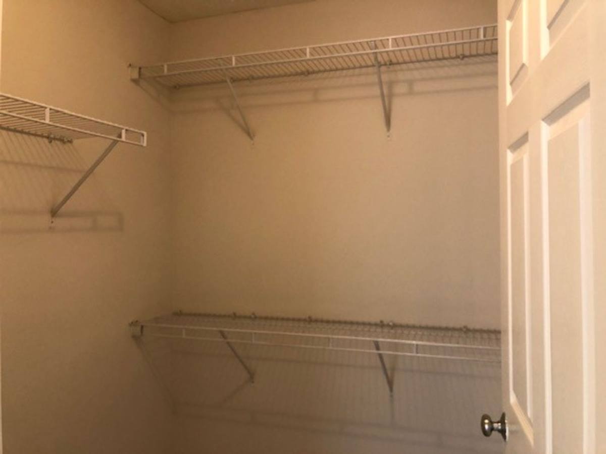 Condo for rent at 1385 S Donahue Dr, Auburn, AL 36830