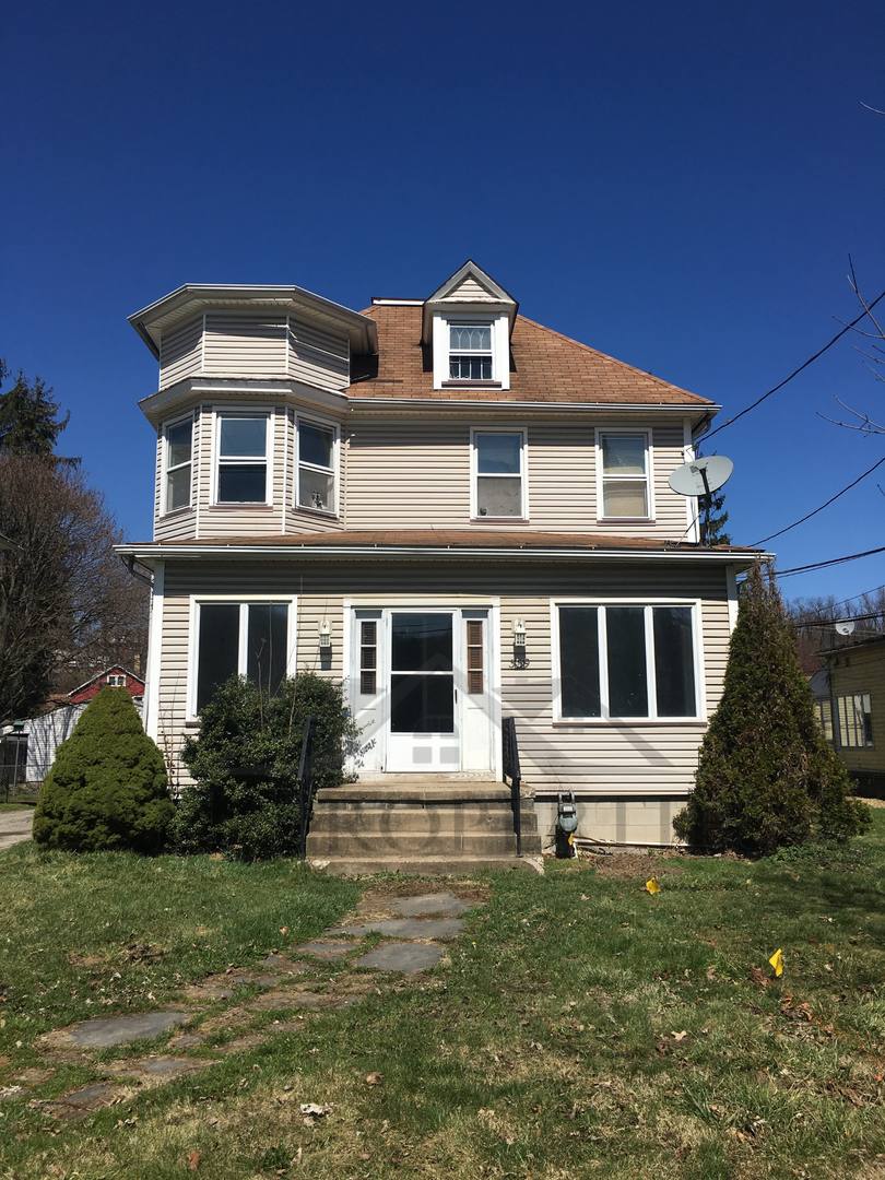 339 E Lincoln Way, Lisbon, OH 44432