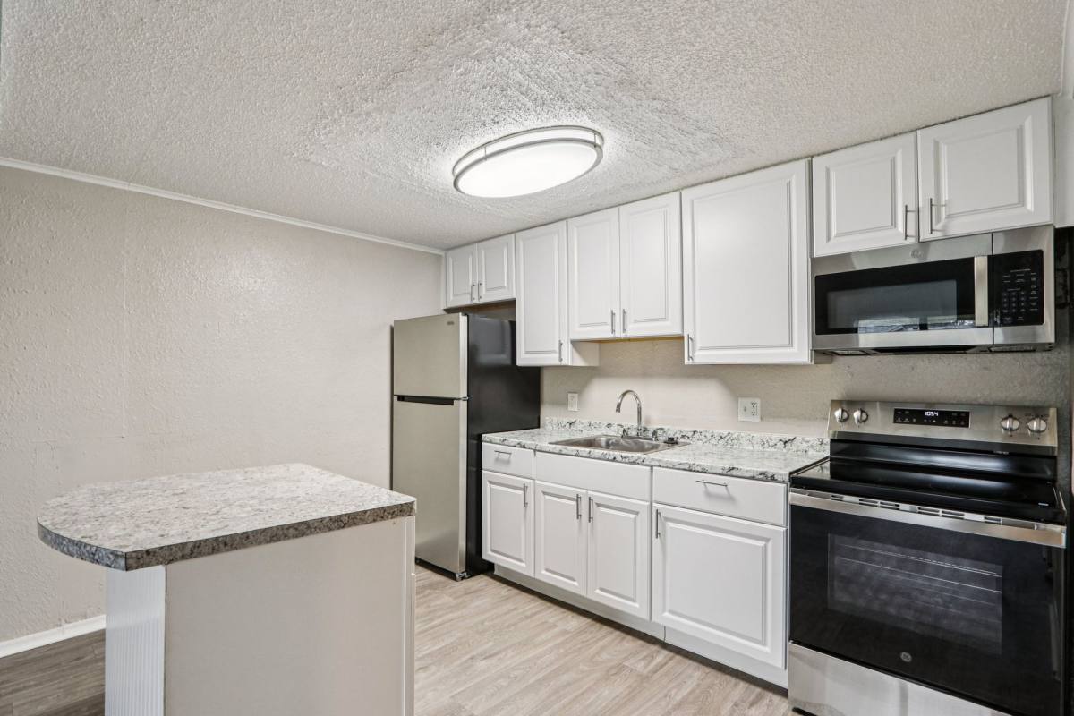 Apartment for rent at 6090 Terry Rd, Jacksonville, FL 32216