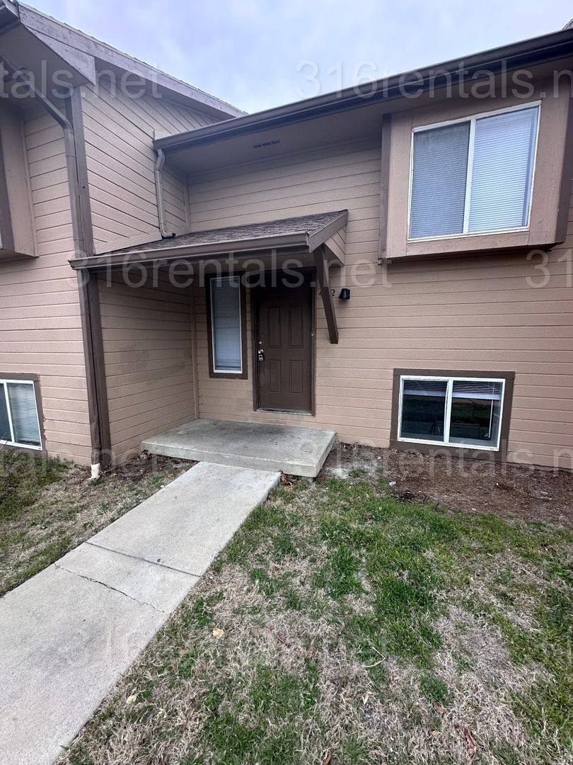 Apartment for rent at 1625 S Beech St #403, Wichita, KS 67207