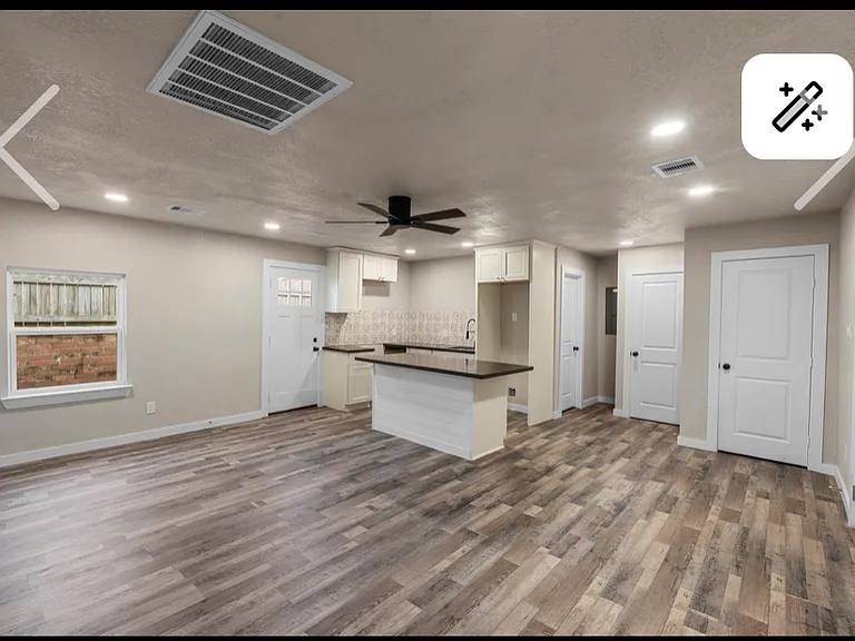 Apartment for rent at 2115 1 2 Fulton St, Houston, TX 77009