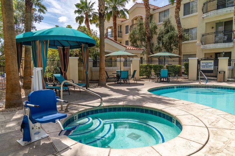 Apartment for rent at 5625 W Tropicana Ave, Las Vegas, NV 89103