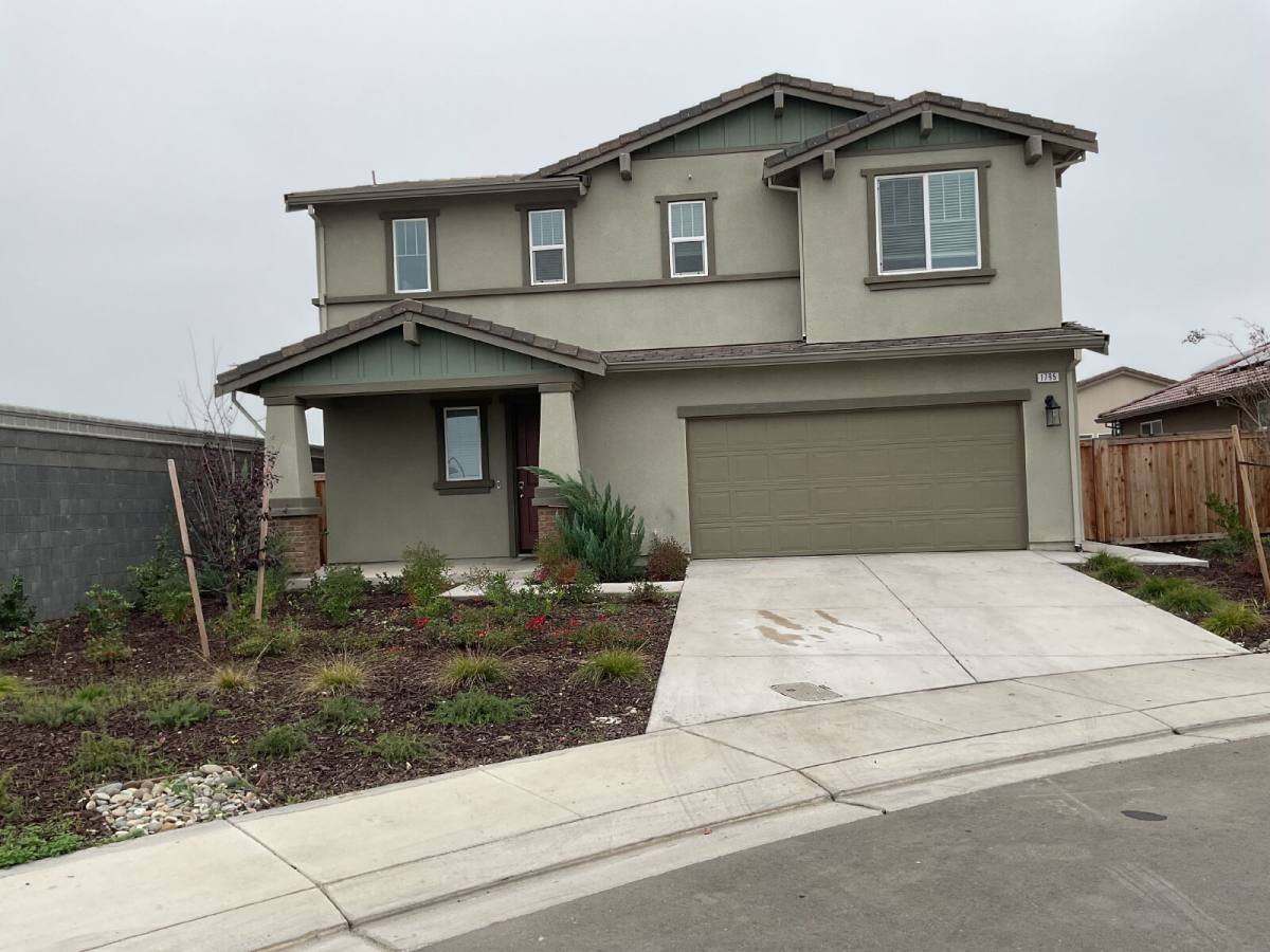 House for rent at 1795 Lacey Ave, Manteca, CA 95337