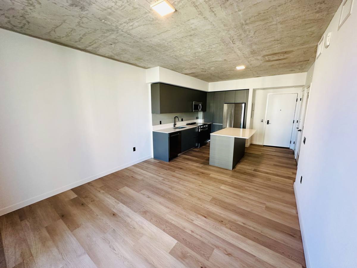 Apartment for rent at 307 SW 5th St #913, Fort Lauderdale, FL 33315