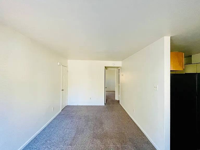 Apartment for rent at 548 Ashlawn Dr, Norfolk, VA 23505