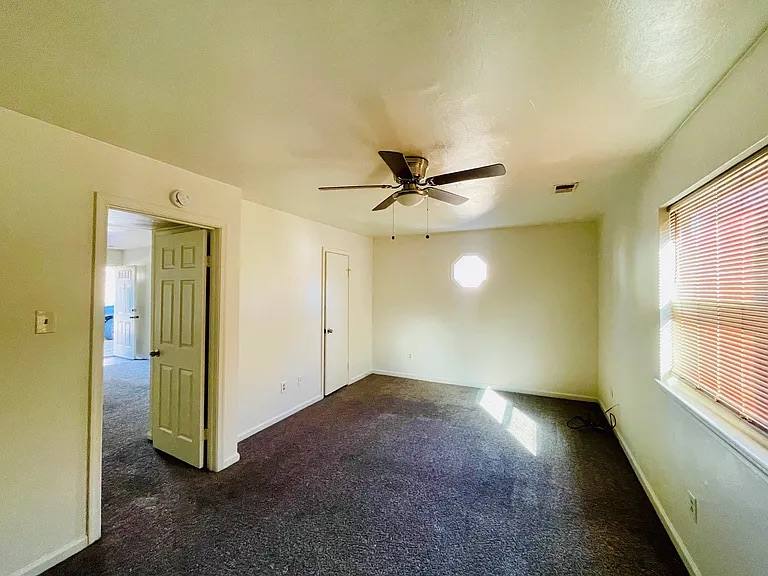 Apartment for rent at 548 Ashlawn Dr, Norfolk, VA 23505