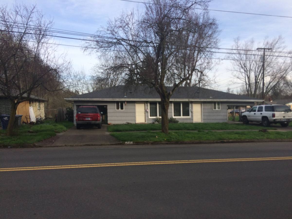 Apartment for rent at 1685 & 1695 Polk, Eugene, OR 97402