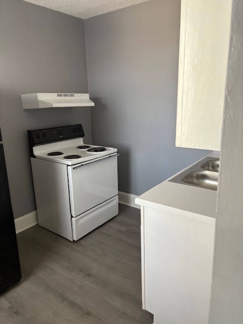 Apartment for rent at 1130 Christine Ave, Anniston, AL 36207