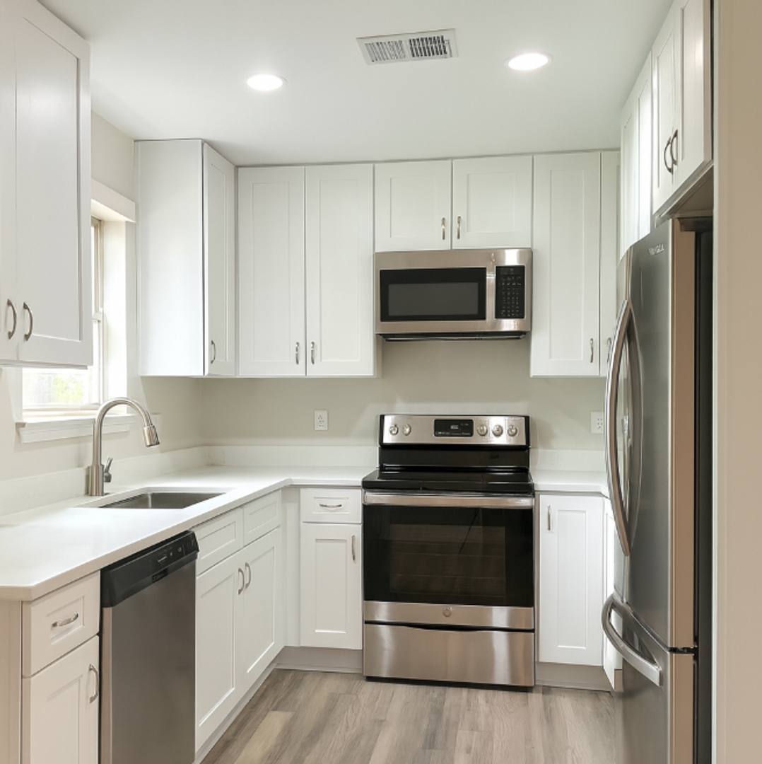 Apartment for rent at 910 Davis Ave, Gastonia, NC 28054
