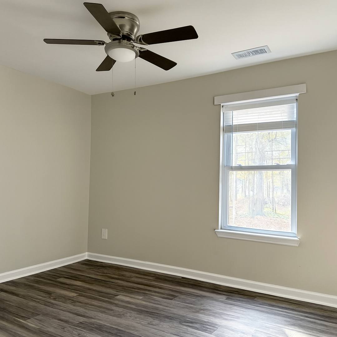 Apartment for rent at 910 Davis Ave, Gastonia, NC 28054