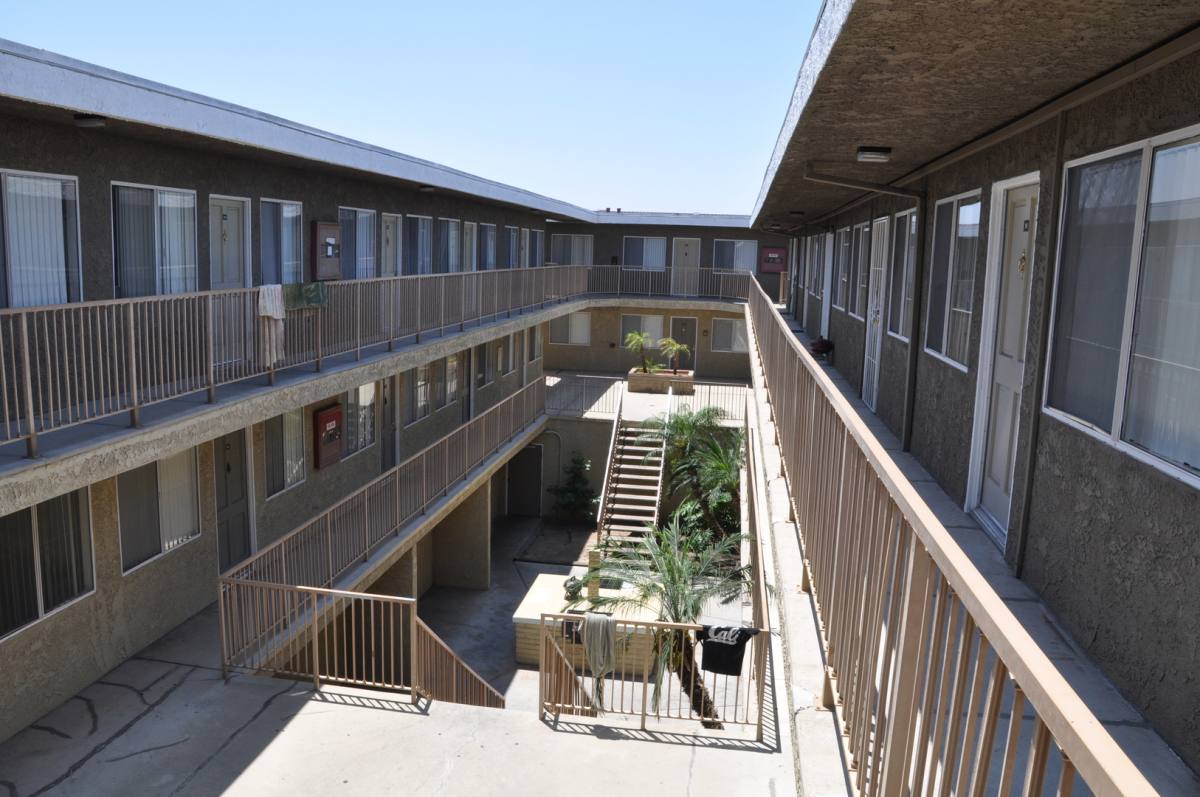 Apartment for rent at 13750 Lemoli Ave, Hawthorne, CA 90250