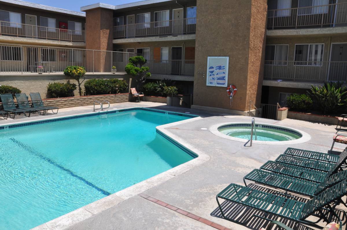 Apartment for rent at 13750 Lemoli Ave, Hawthorne, CA 90250