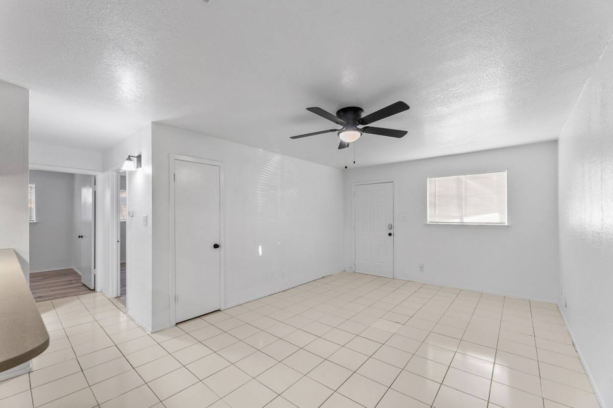 Townhouse for rent at 11103 Renel Dr, Austin, TX 78758