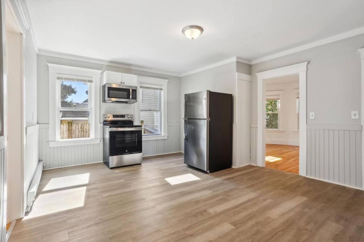 Apartment for rent at 33 Jackson St, Haverhill, MA 01832