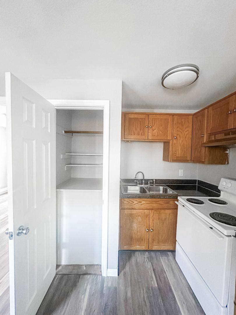 Apartment for rent at 2436-2474 Lee St SE, Salem, OR 97301