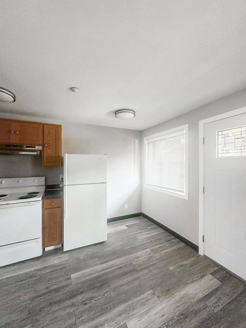 Apartment for rent at 2436-2474 Lee St SE, Salem, OR 97301
