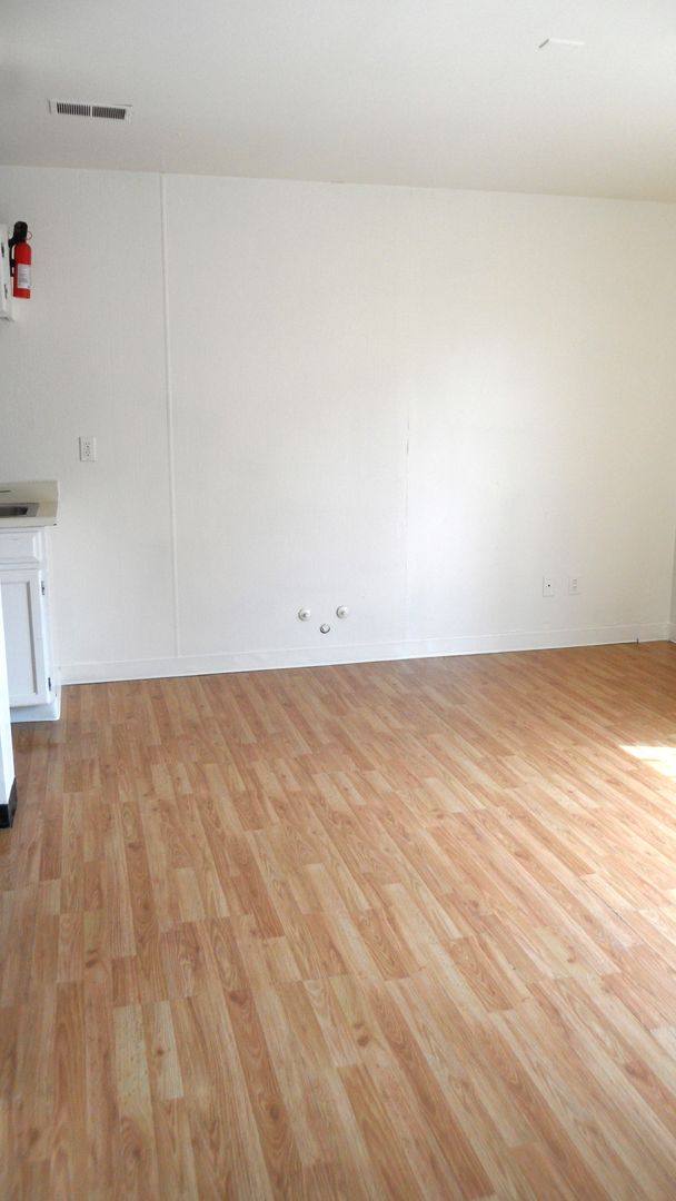Apartment for rent at 1614 8th Ave, Greeley, CO 80631