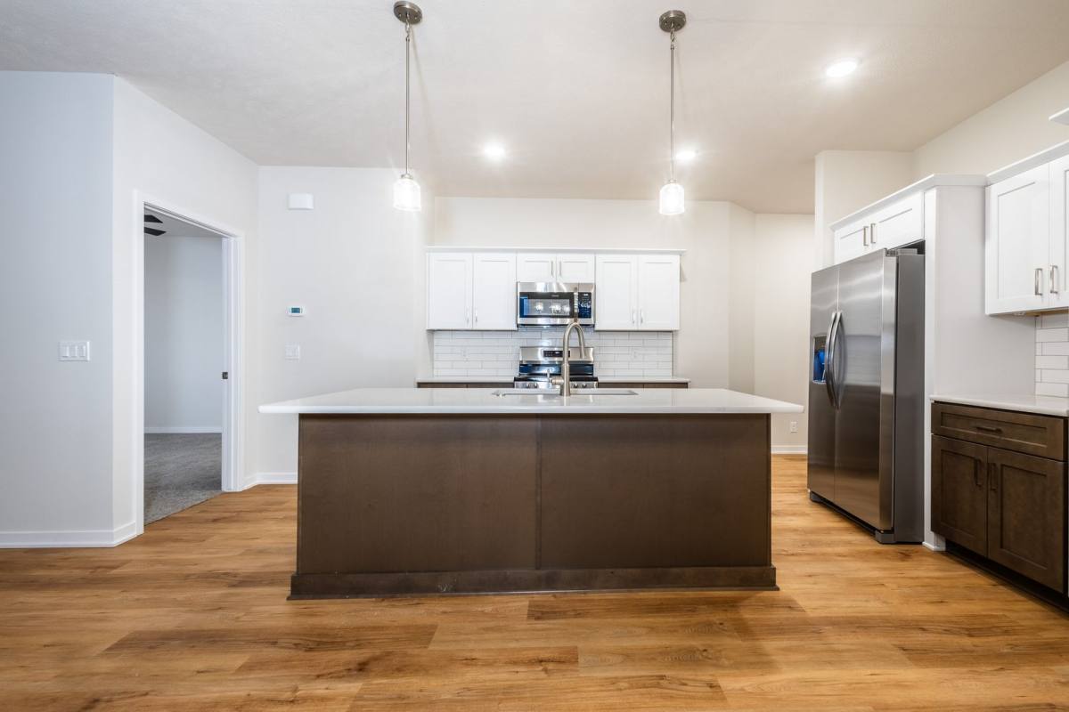 House for rent at 12354 Edgewater Dr, Papillion, NE 68046